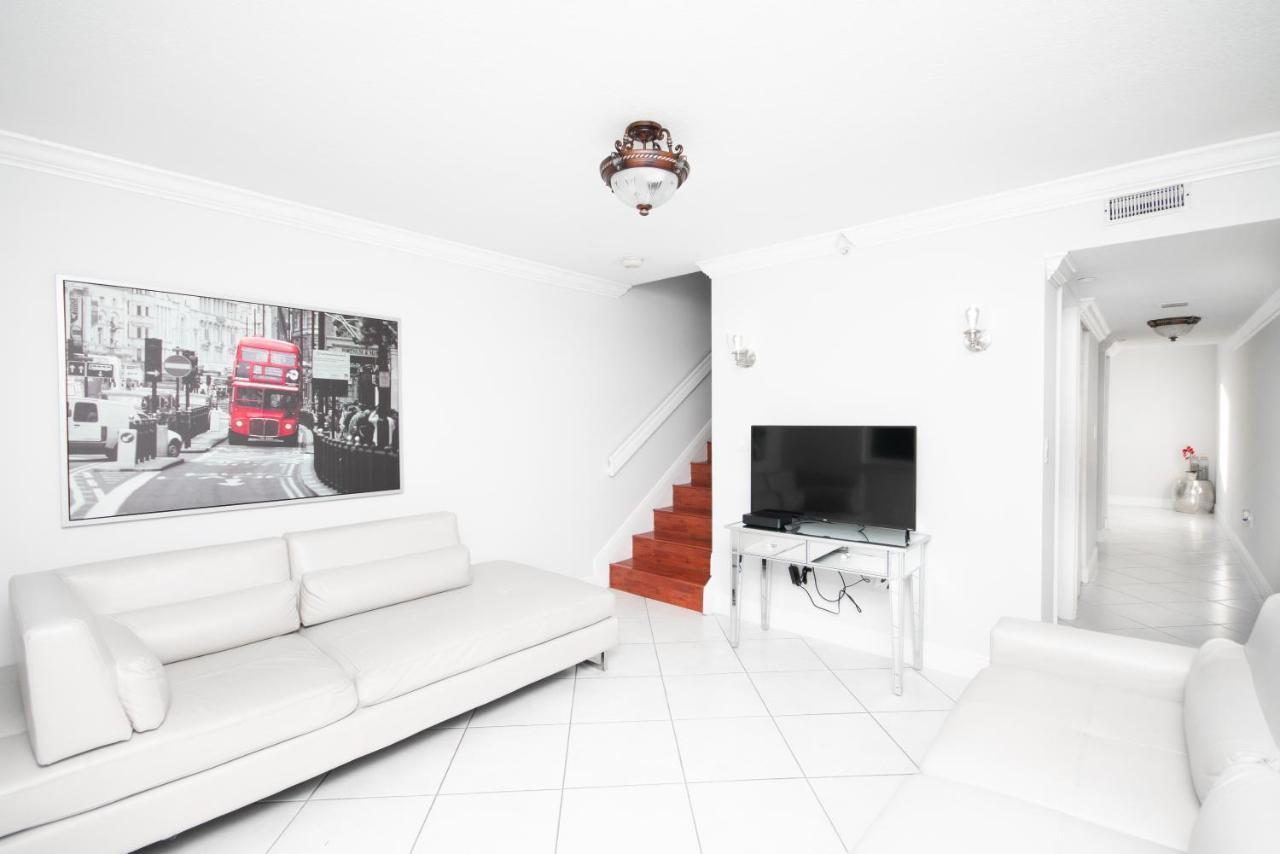 מיאמי Beautiful 2/2.5 Condo W/Free Parking Fast Wifi מראה חיצוני תמונה