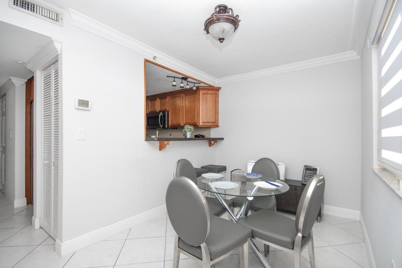 מיאמי Beautiful 2/2.5 Condo W/Free Parking Fast Wifi מראה חיצוני תמונה